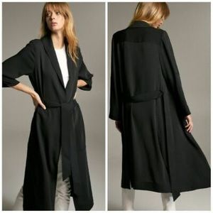 Babaton Aritzia Kahlo robe jacket